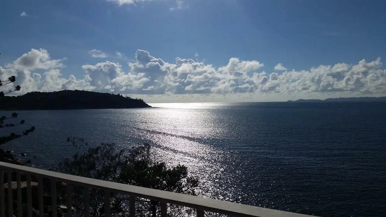 Shambhala Retreat Magnetic Island Cottages Nelly Bay 0*,